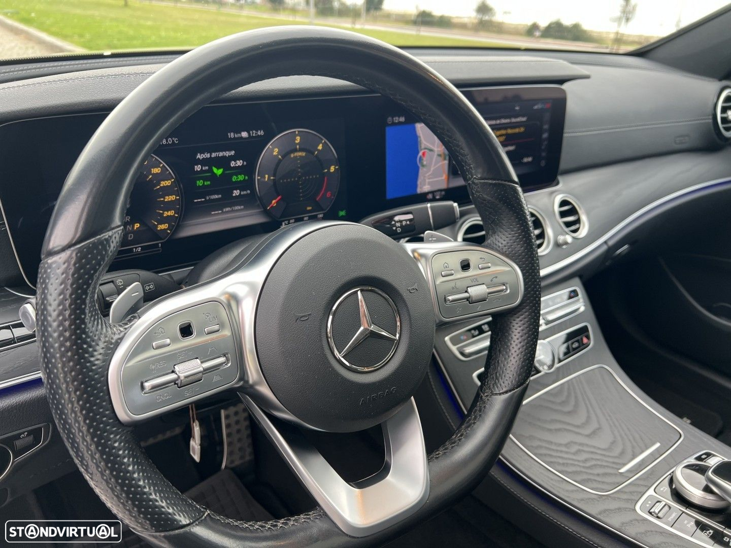 Mercedes-Benz E 300 de AMG Line - 38