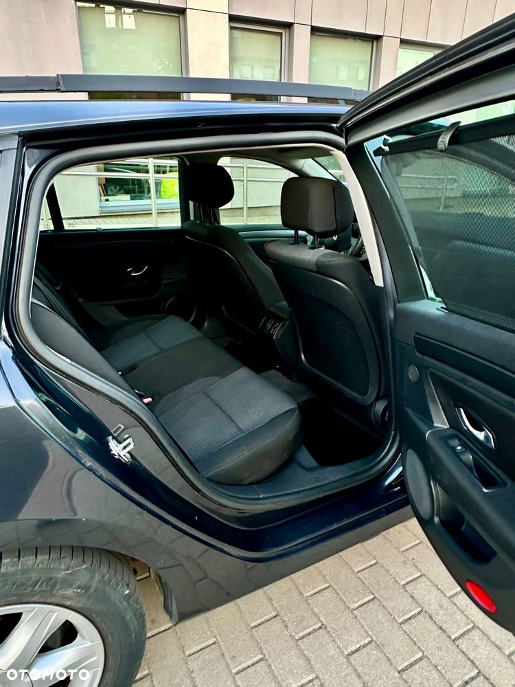 Renault Laguna 2.0 dCi Expression - 12