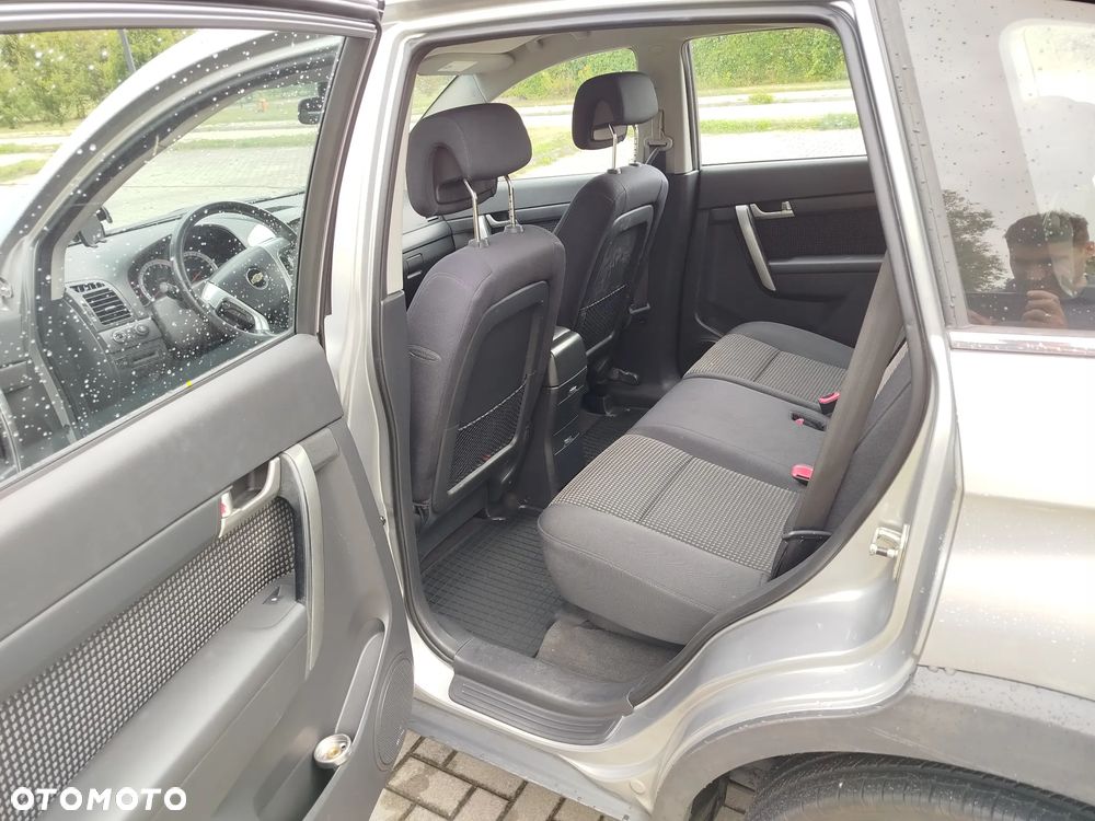 Chevrolet Captiva 2.4 2WD 5 Sitzer LS - 9