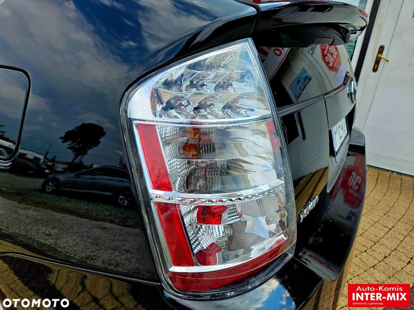 Toyota Prius - 13