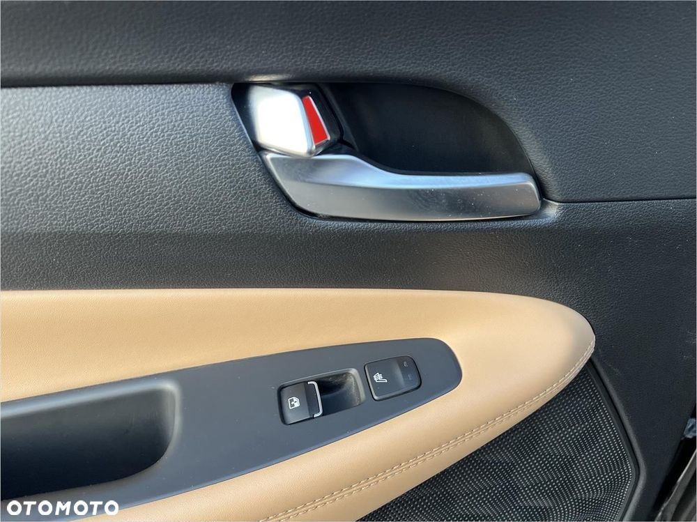 Hyundai Santa Fe 1.6 T-GDI HEV Platinum 4WD - 31