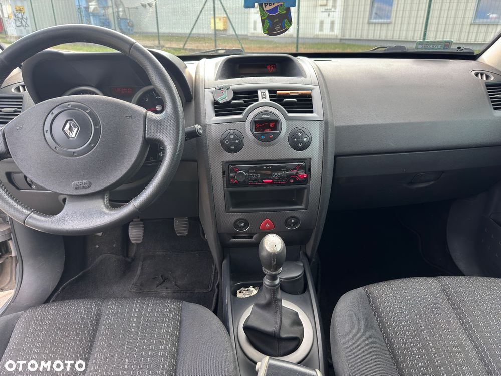 Renault Megane 2.0 Luxe Dynamique - 9