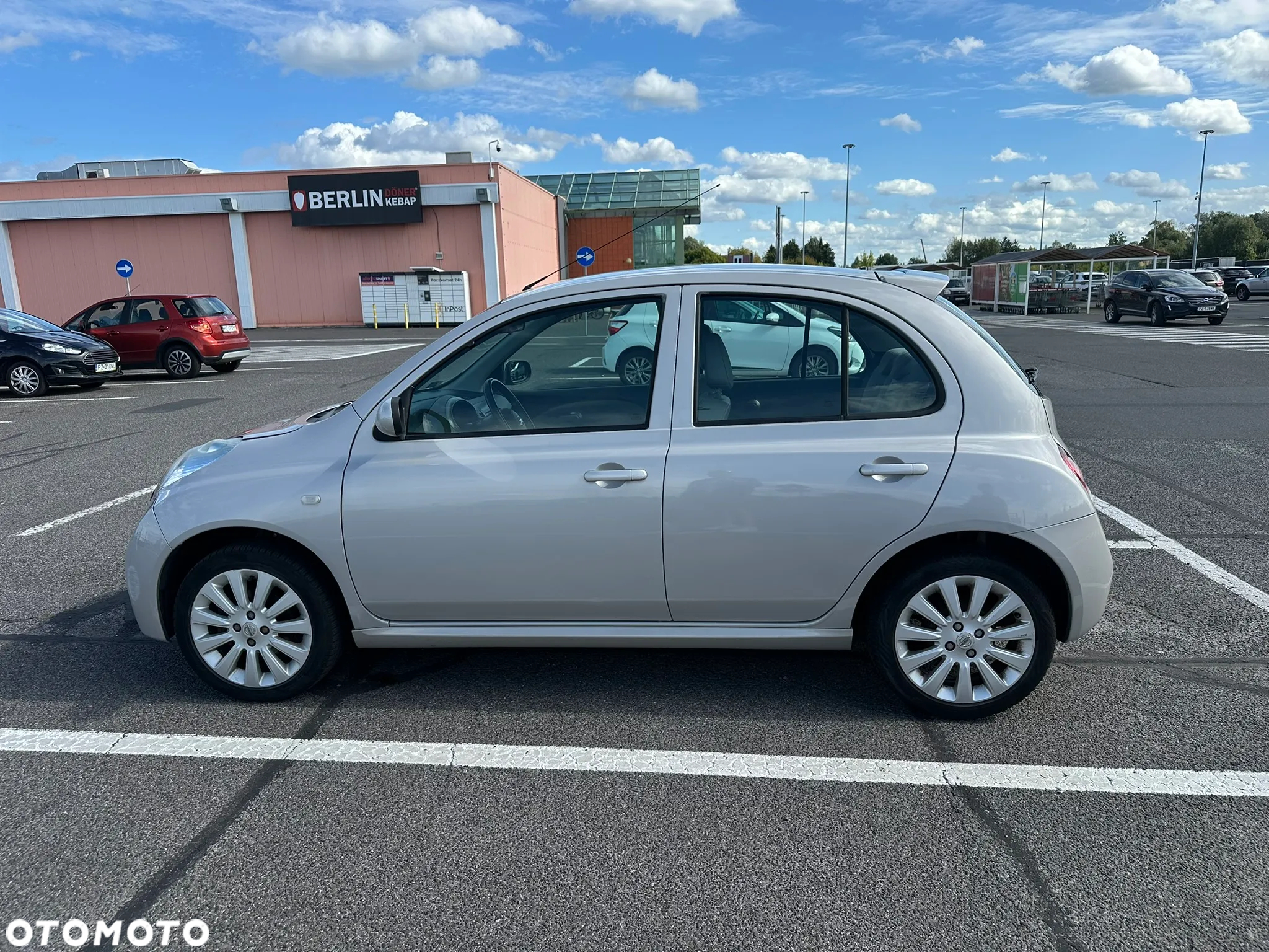 Nissan Micra 1.6 Active Luxury - 4