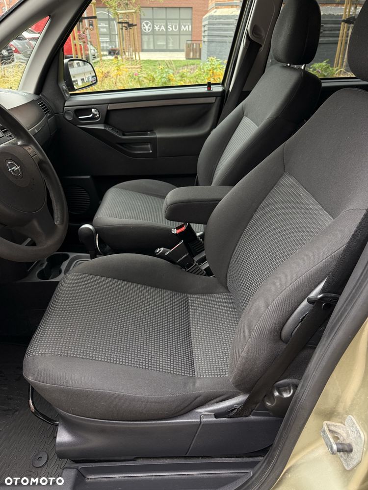 Opel Meriva - 14