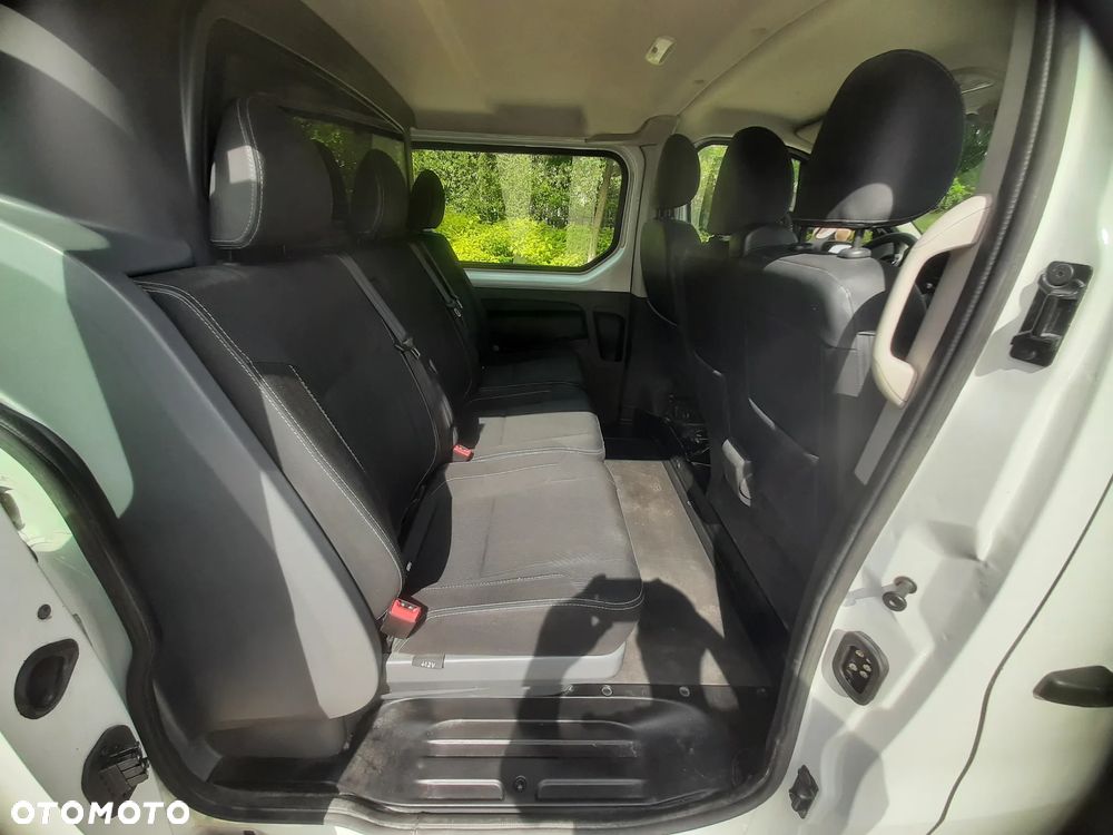 Renault Trafic - 2