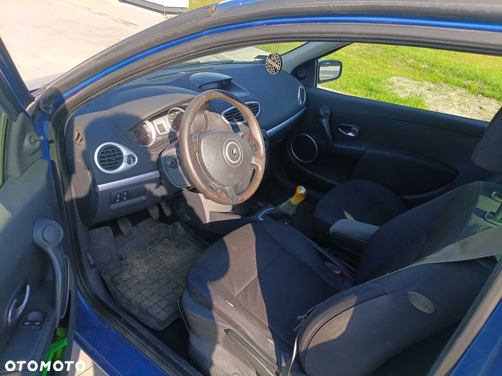 Renault Clio - 5