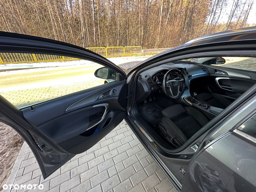 Opel Insignia - 18