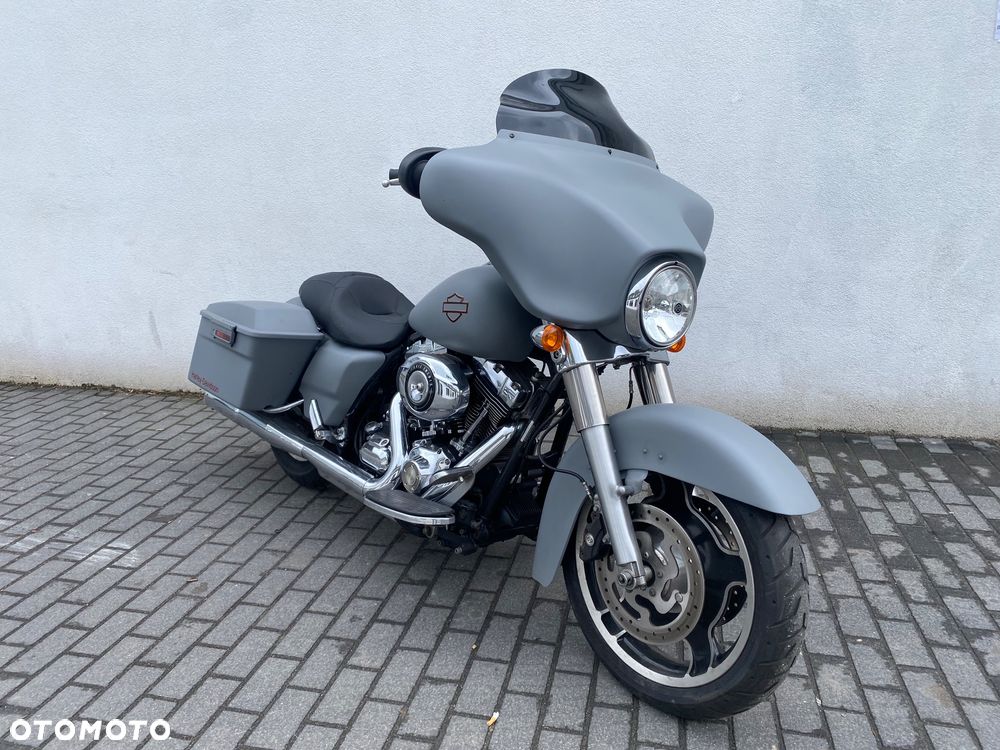 Harley-Davidson Touring Street Glide - 3