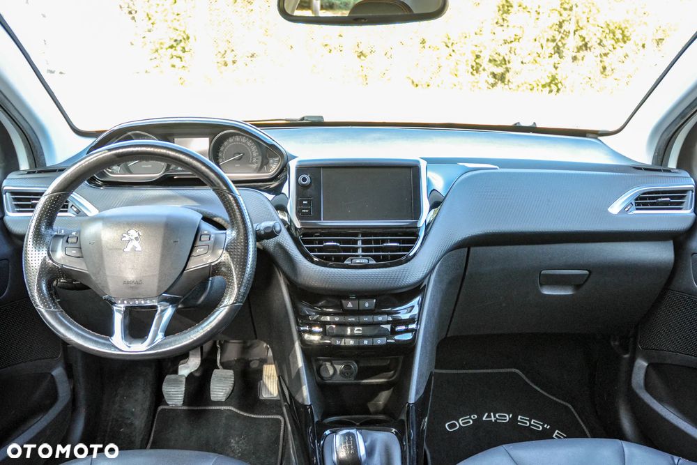 Peugeot 2008 - 10