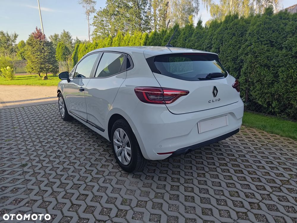 Renault Clio - 1