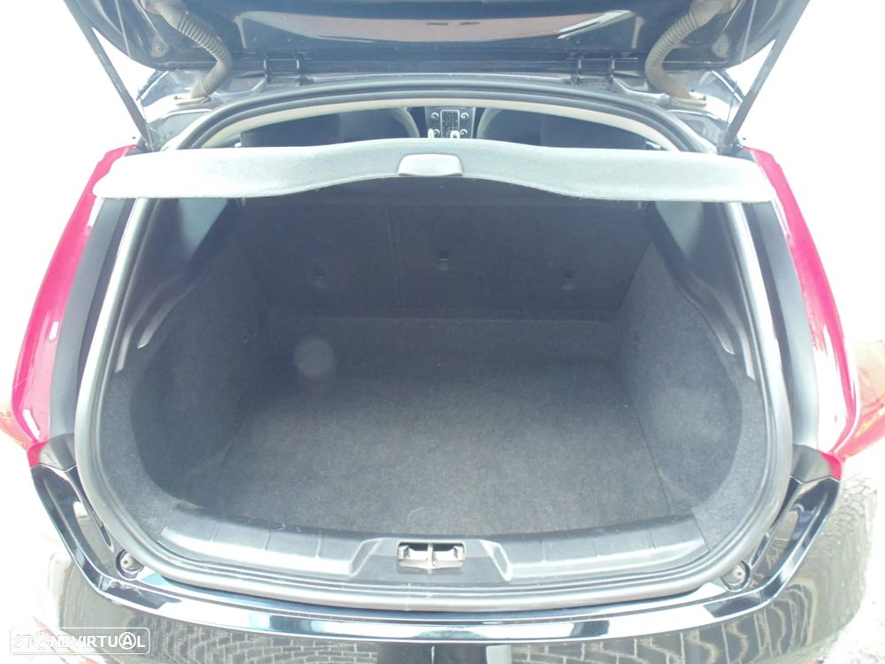 Volvo V40 1.6 D2 Kinetic Eco - 16