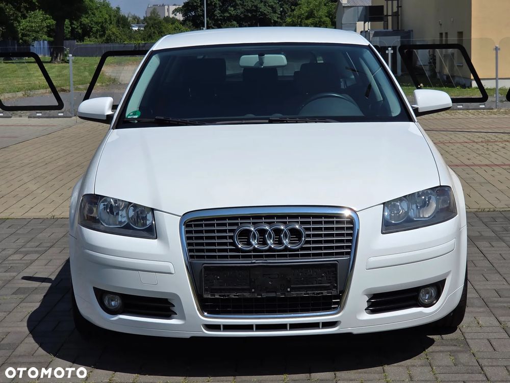 Audi A3 Sportback 1.9 TDI DPF Ambiente - 8