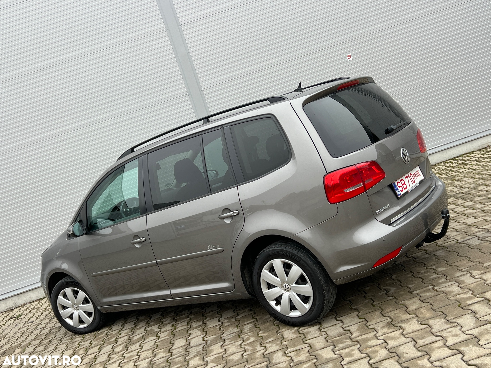 Volkswagen Touran 1.6 TDI BlueMotion Technology Trendline - 6