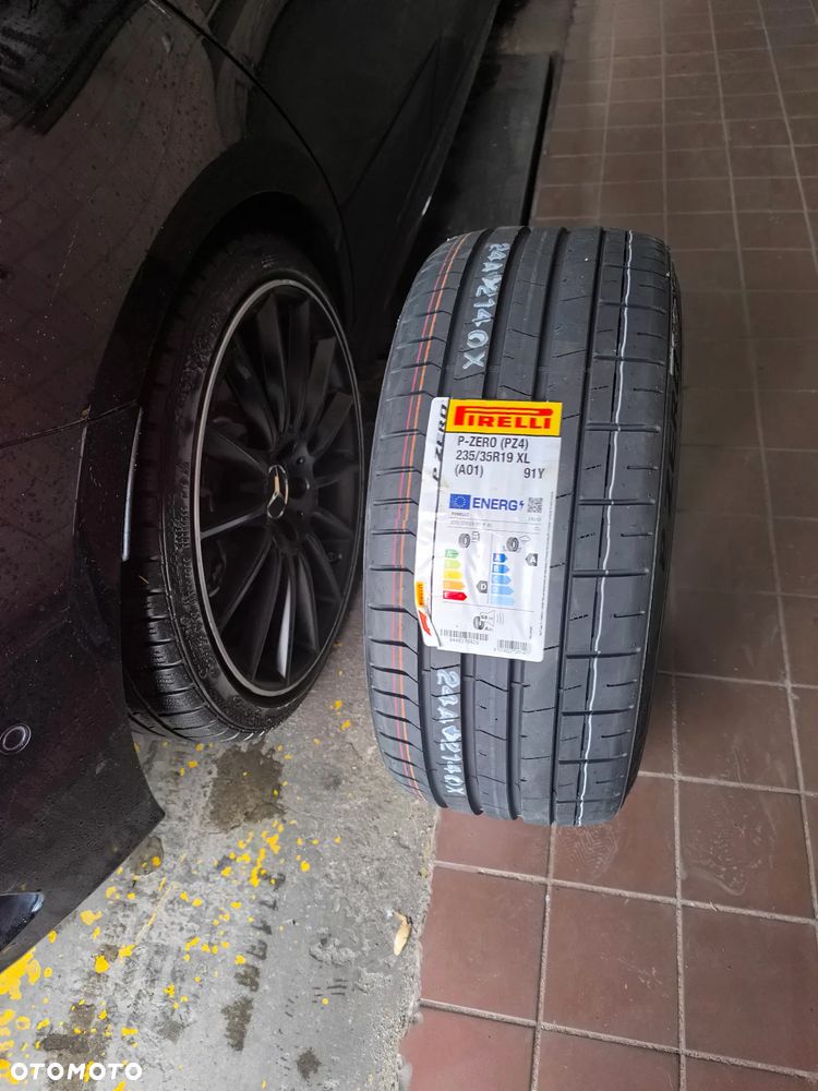 Mercedes-Benz Klasa A 35 AMG 4-Matic 7G-DCT - 25