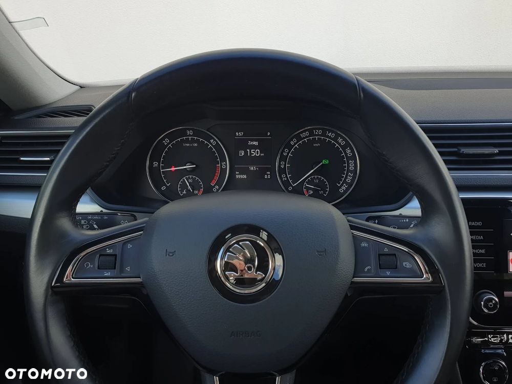 Skoda Superb 2.0 TDI Ambition DSG - 12