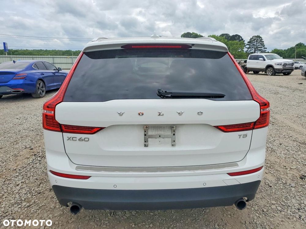 Volvo XC 60 T5 AWD Geartronic Momentum - 6