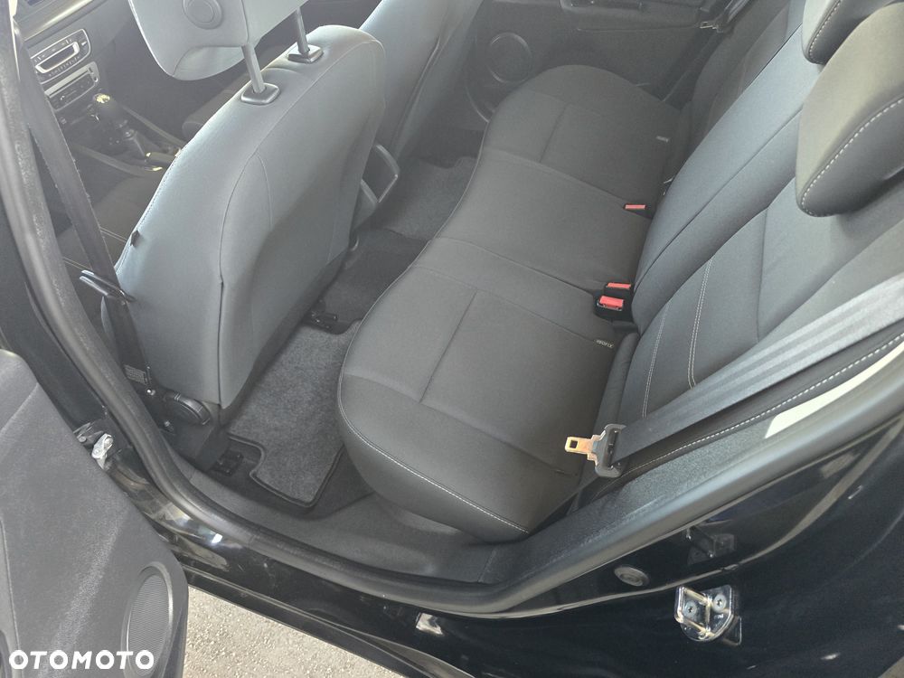Renault Megane 1.6 SCe Business - 12
