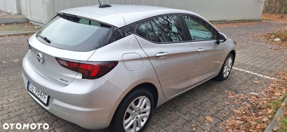 Opel Astra V 1.4 T Enjoy - 4