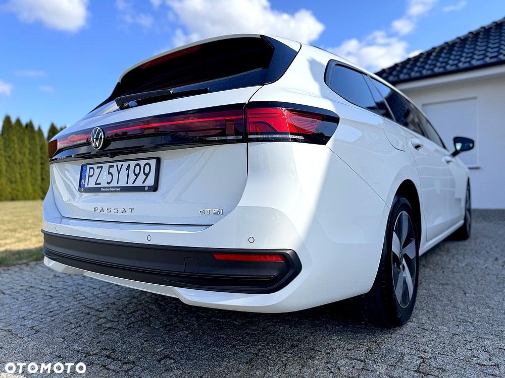 Volkswagen Passat - 10