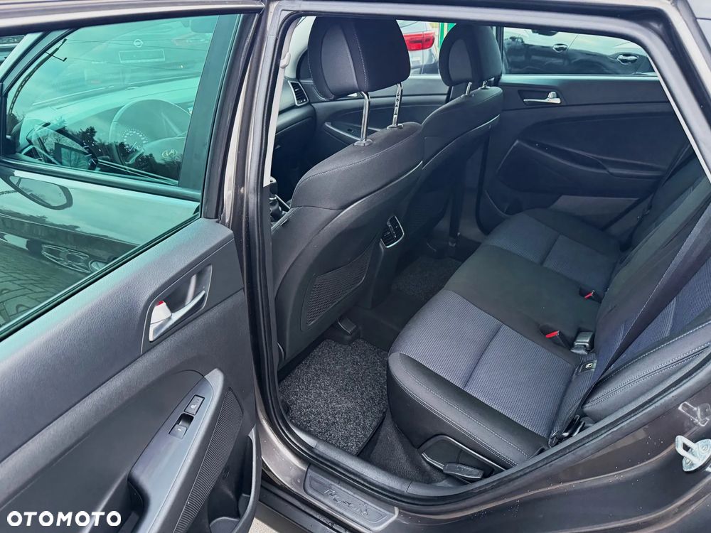 Hyundai Tucson 1.7 CRDI BlueDrive Comfort 2WD - 9