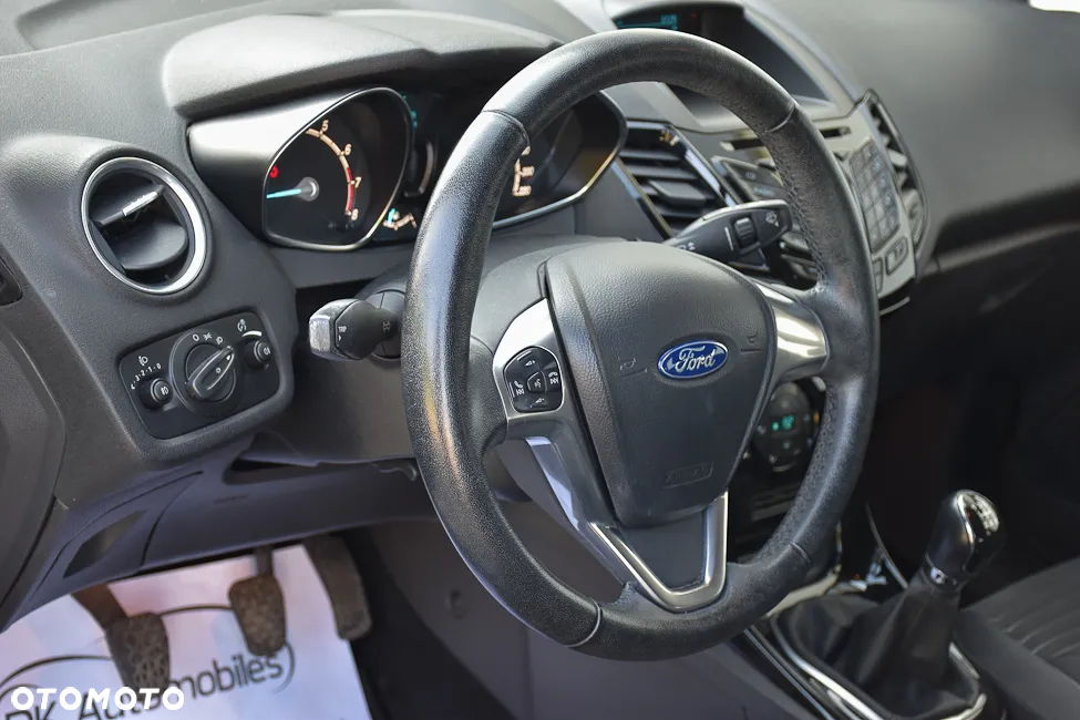 Ford Fiesta 1.25 Titanium X - 22