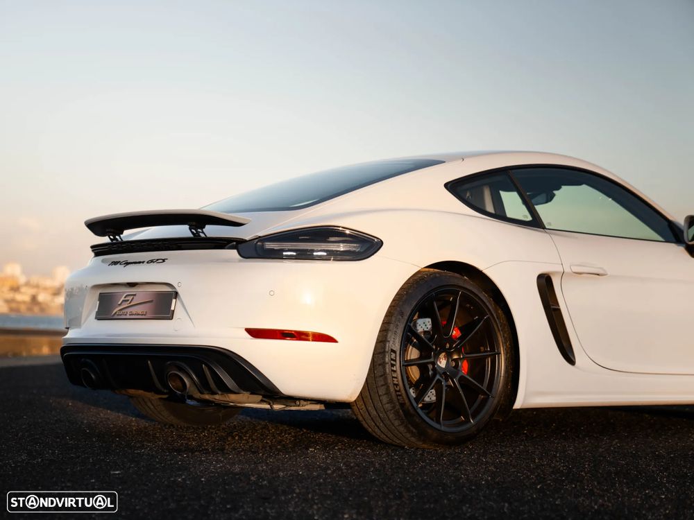 Porsche 718 Cayman GTS 4.0 - 7