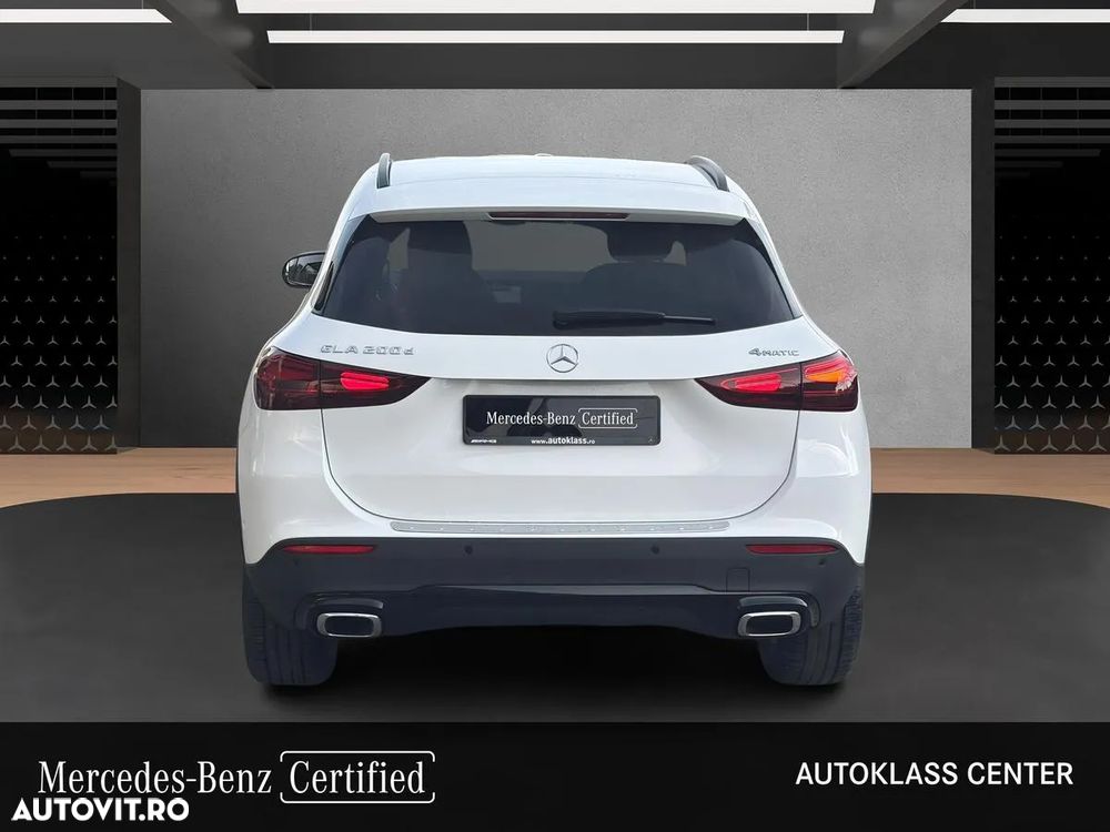 Mercedes-Benz GLA 200 d 4MATIC Aut. - 6