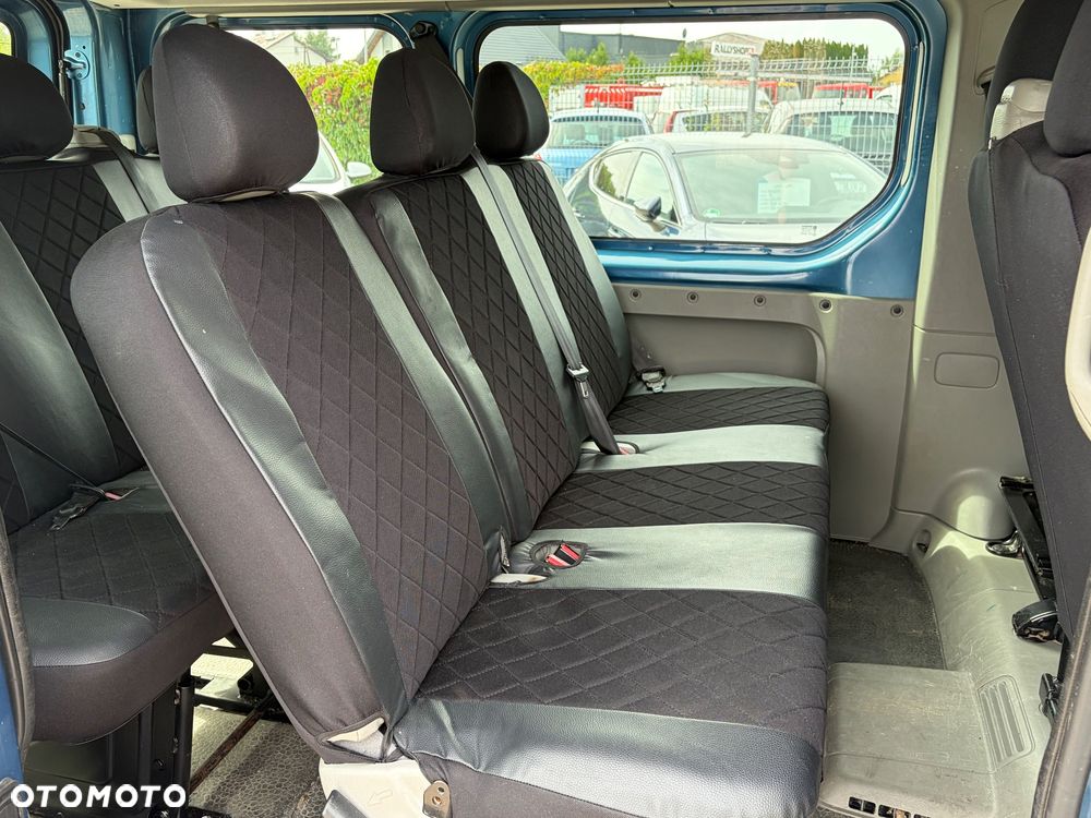 Renault Trafic Passenger Expression - 12