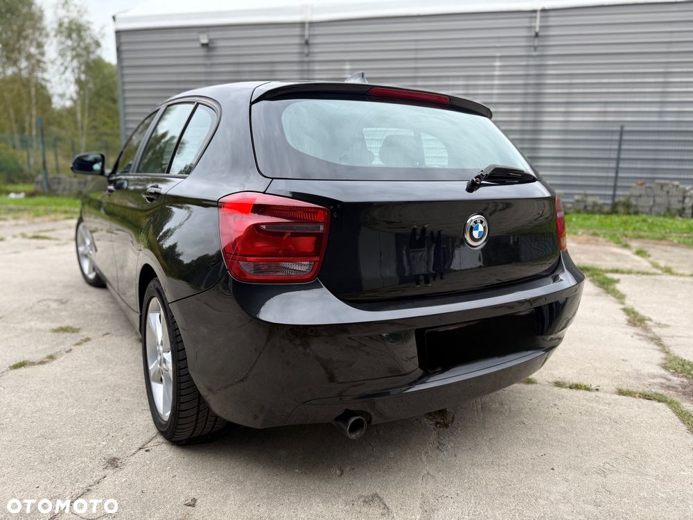 BMW Seria 1 118d Sport Line - 8