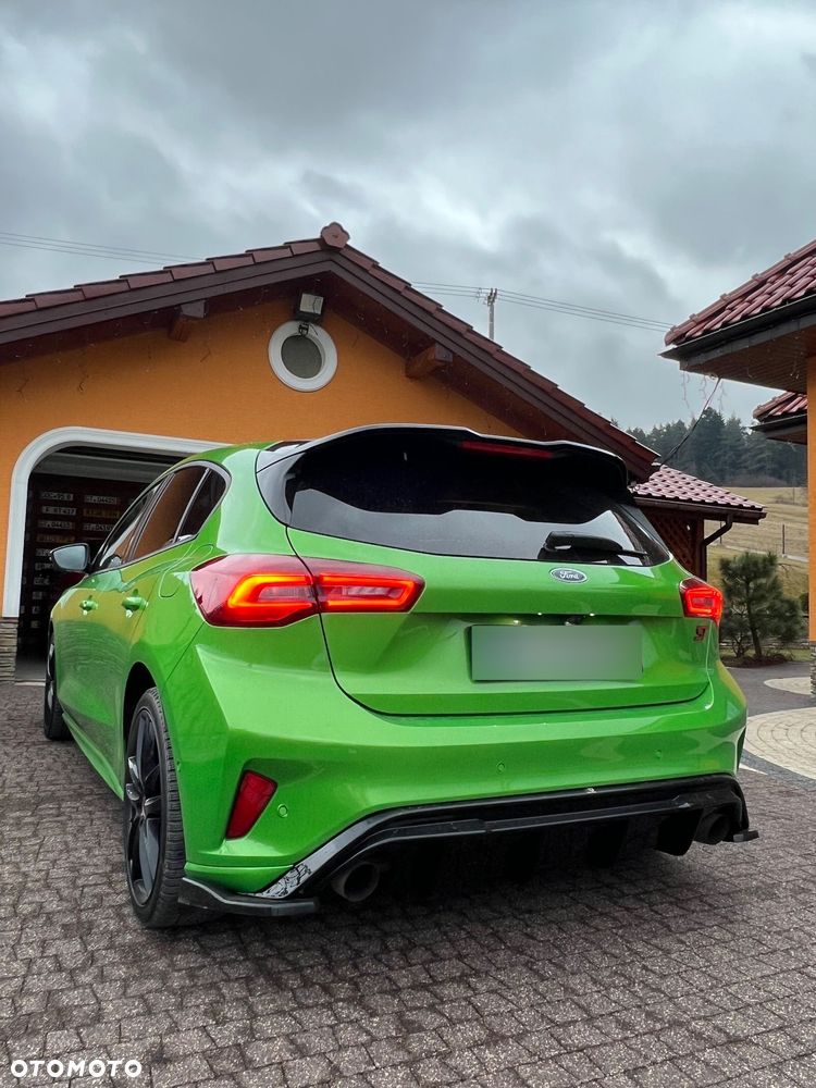 Ford Focus 2.3 EcoBoost ST X Edition - 14