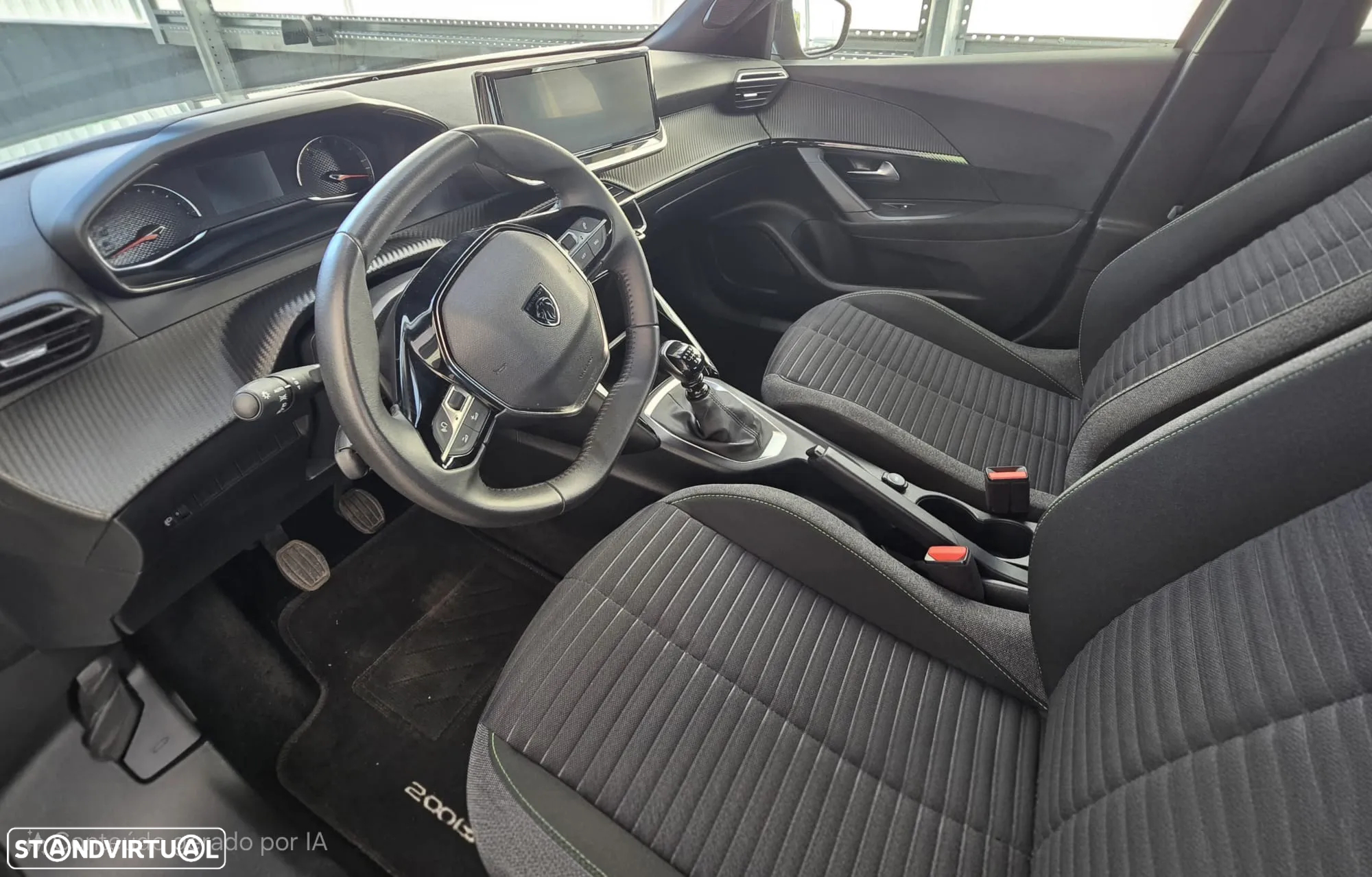 Peugeot 2008 1.2 PureTech Active - 15