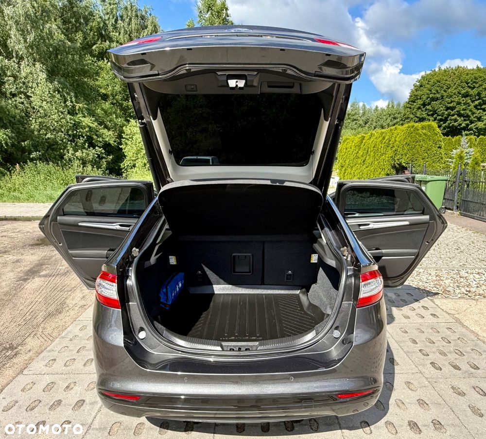 Ford Mondeo - 30