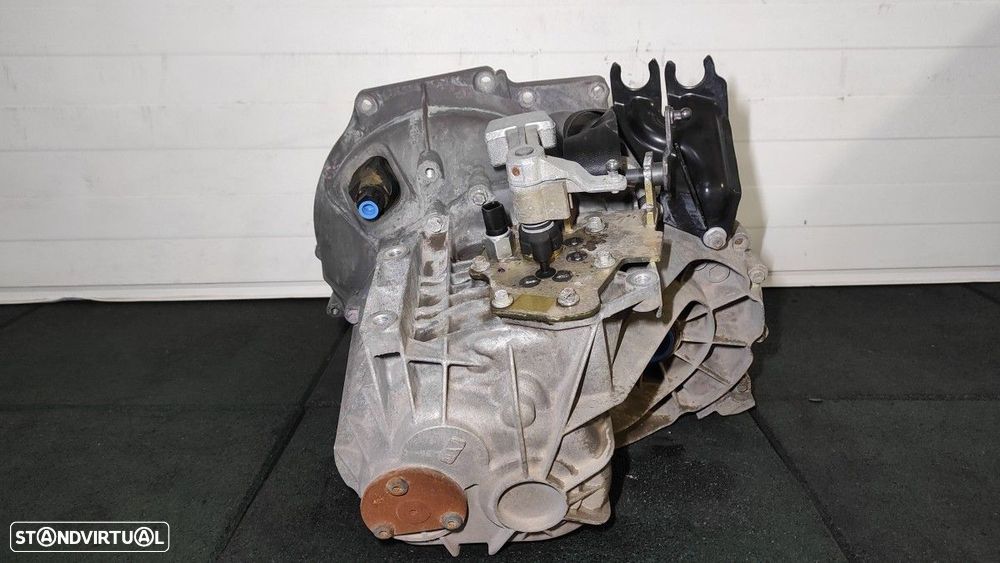 CAIXA DE VELOCIDADES FORD FOCUS BERLINA (CAP) TREND - 4