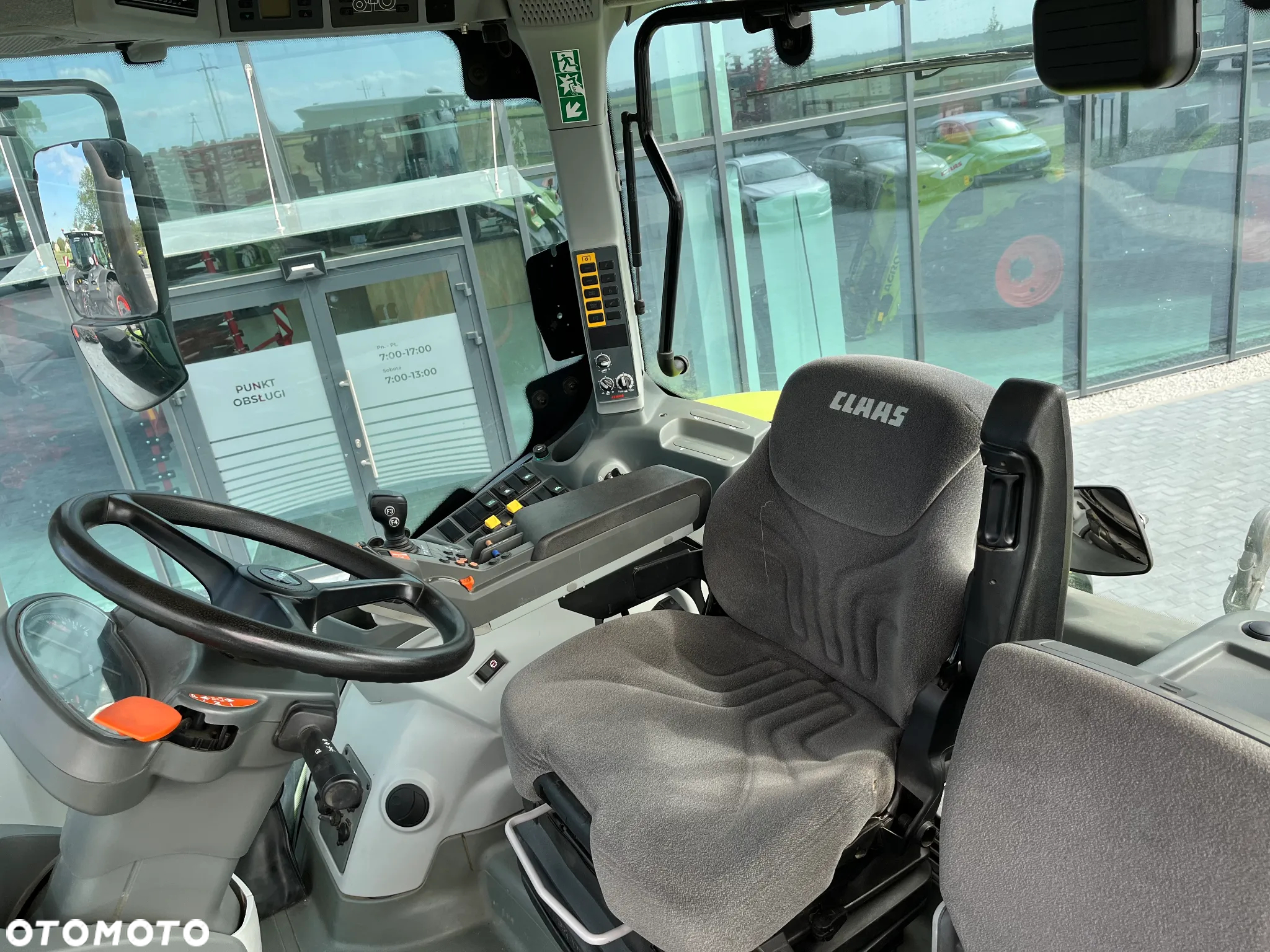 Claas Axion 920 Cmatic - 9