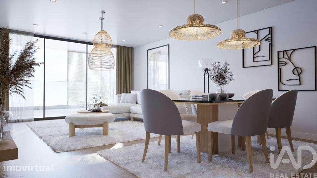 Apartamento T1 em Estreito de Câmara de Lobos de 45,00 m2 - Grande imagem: 2/17