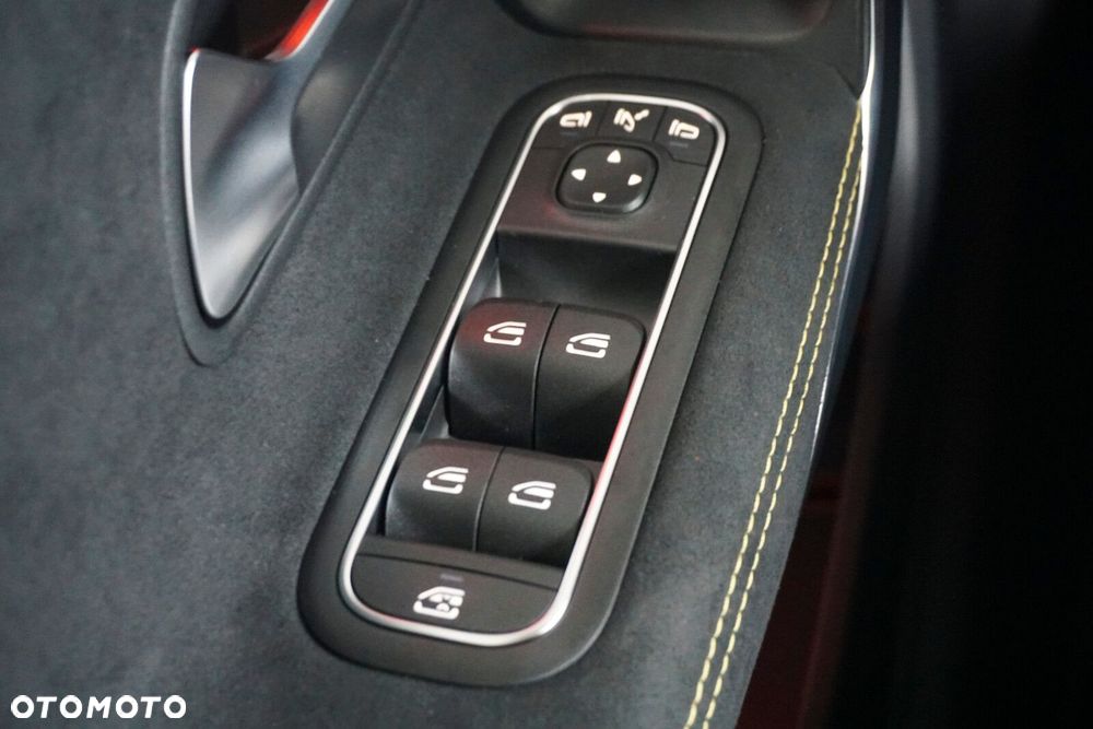 Mercedes-Benz Klasa A 45 S AMG 4-Matic 8G-DCT - 17