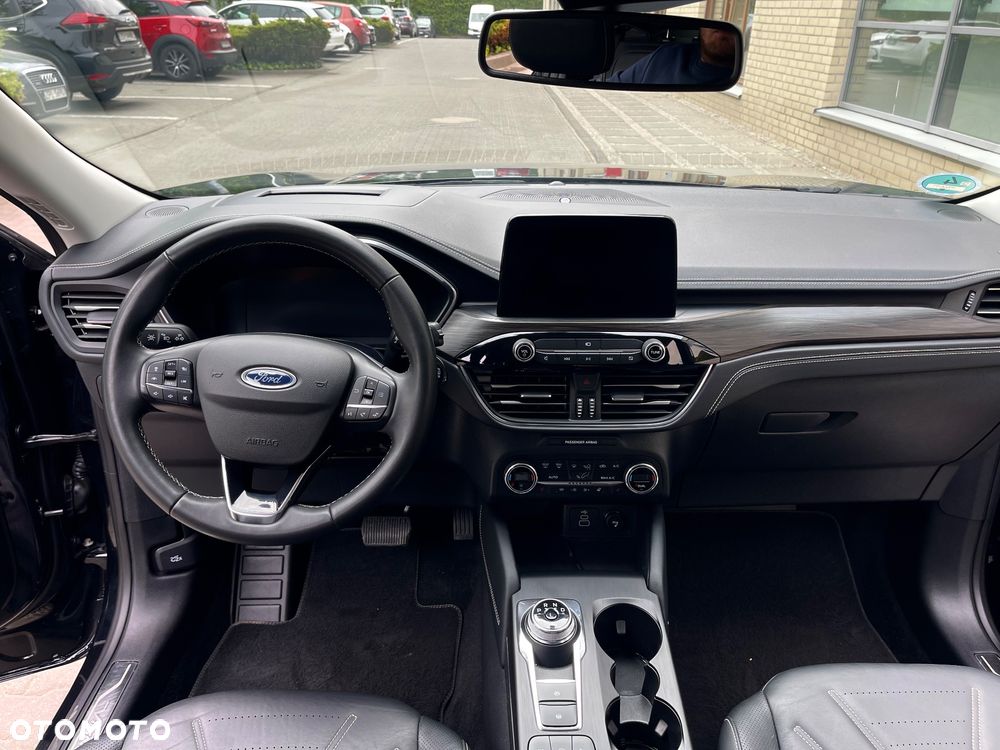 Ford Kuga - 27