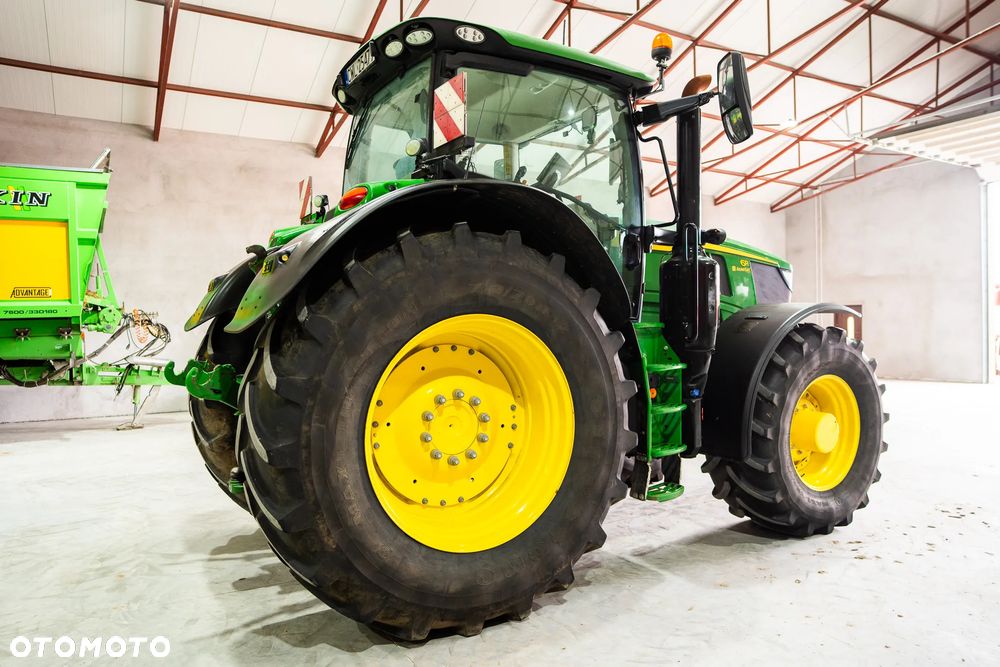 John Deere 6R195 - 8