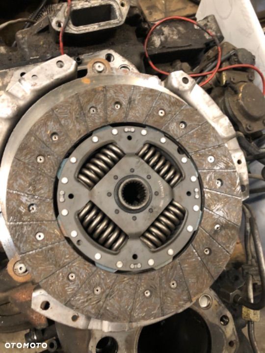 Sprzęgło tarcza i docisk Nissan terrano 2 2.7td jak nowe - 2