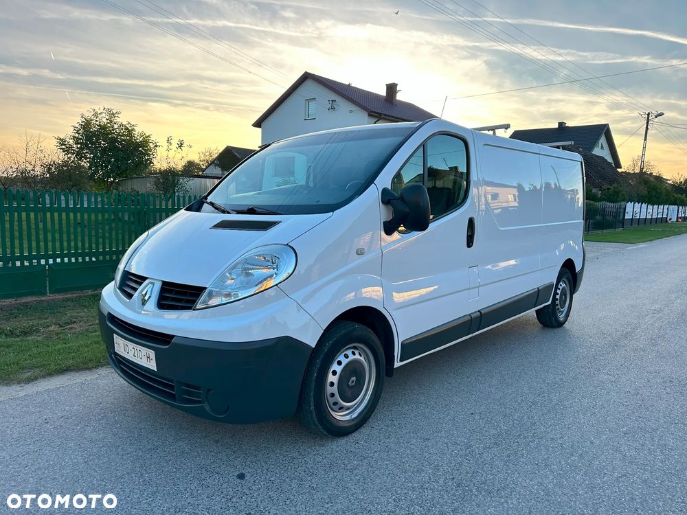 Renault Trafic - 1