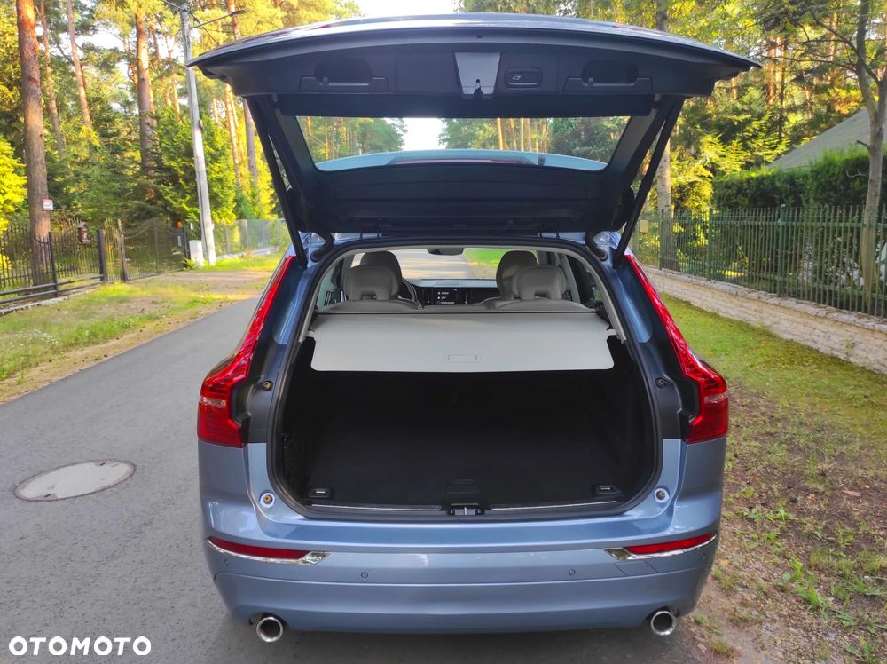 Volvo XC 60 B4 D AWD Momentum Pro - 14
