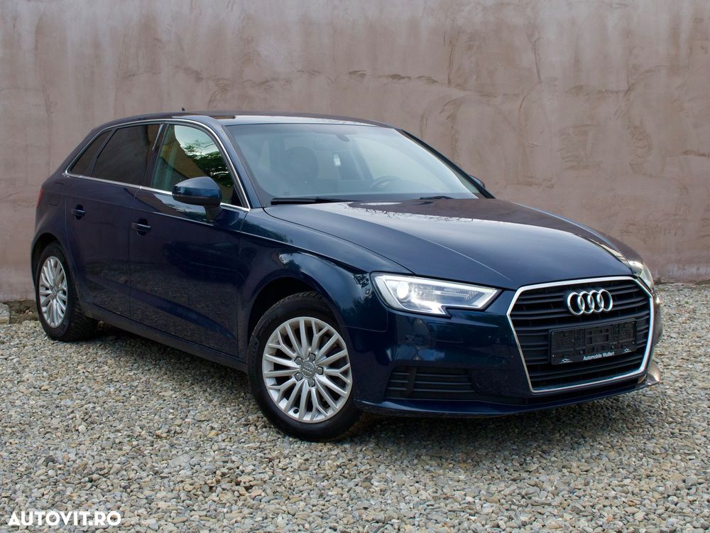 Audi A3 1.6 TDI S tronic Sport - 2