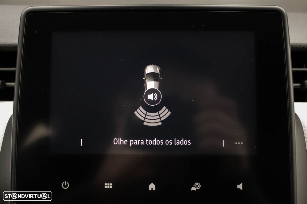 Renault Clio 1.0 TCe Limited - 24