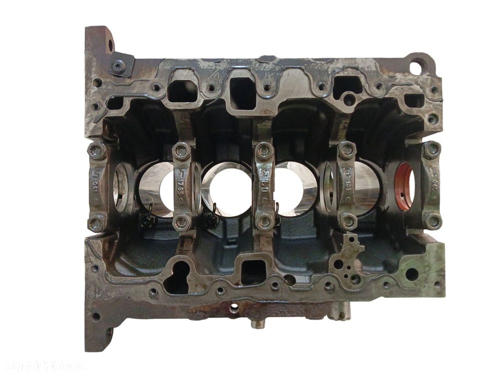 BLOK SILNIKA SKODA RAPID GOLF VII LEON III AUDI A3 8V 1.6 TDI 04L023A - 6