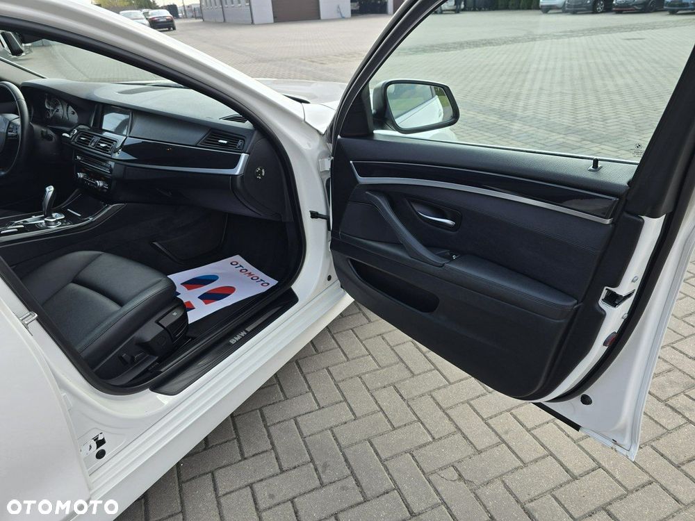 BMW Seria 5 - 24
