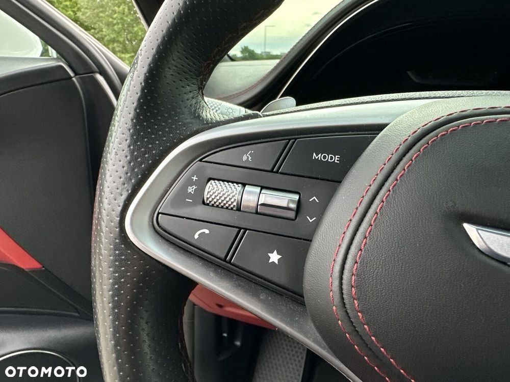 Genesis GV70 - 24