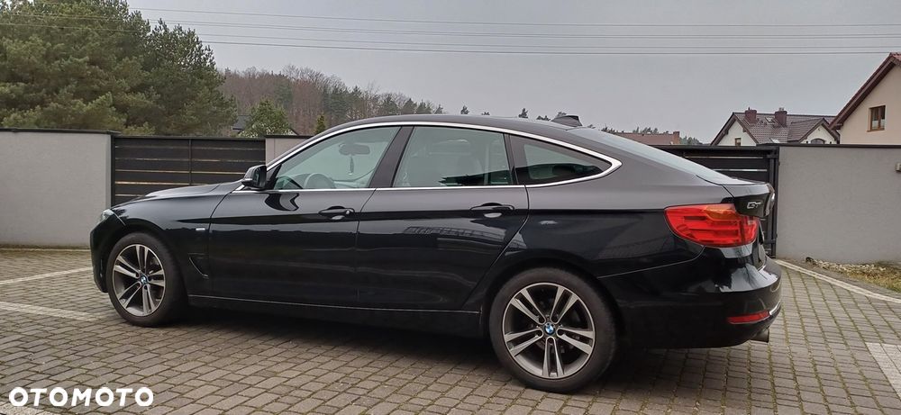 BMW Seria 3 318d Luxury Line - 22