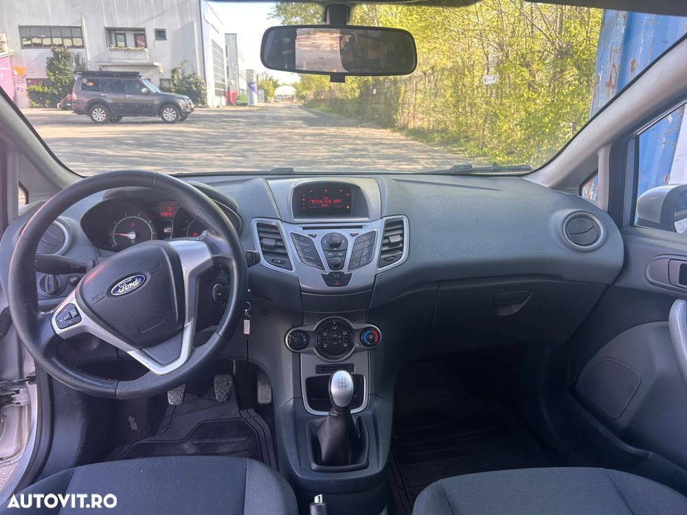Ford Fiesta 1.25 Trend - 6