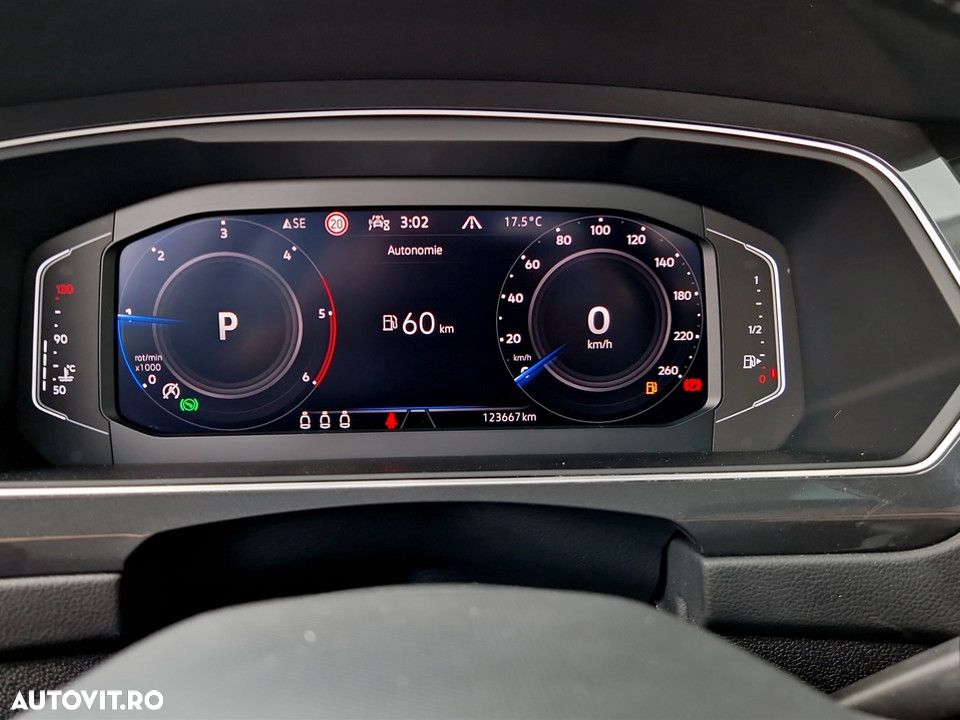 Volkswagen Tiguan 2.0 TDI SCR 4MOTION DSG R-Line - 21