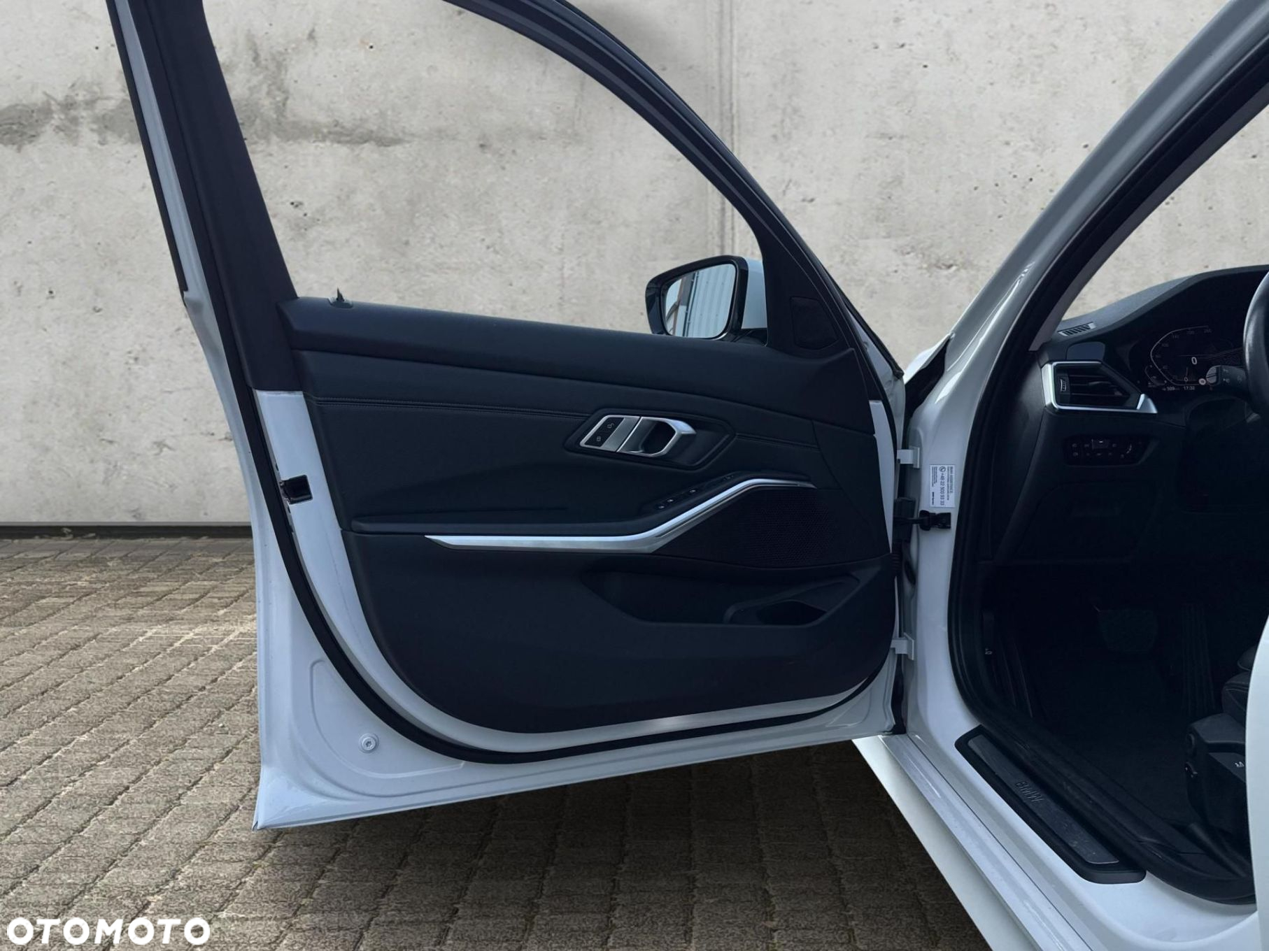 BMW Seria 3 - 11